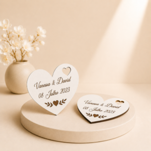 Lembrança de Casamento em Madeira — Coração Personalizado
